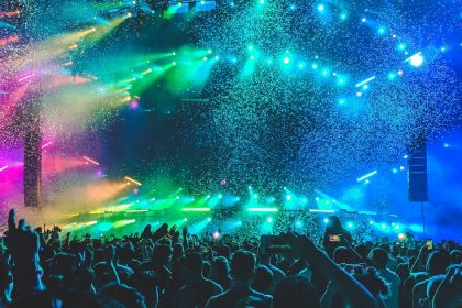 Odatle dolazi nagli interes za pjesme inspirirane House/EDM-om?