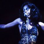 Hit Donne Summer iz 1977. godine, proglašen ‘najboljom plesnom pjesmom svih vremena’, inspiriran je dugim razgovorom s vidovnjakom.