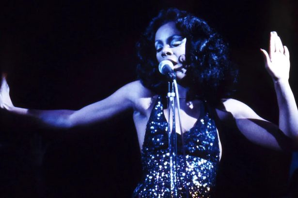 Hit Donne Summer iz 1977. godine, proglašen ‘najboljom plesnom pjesmom svih vremena’, inspiriran je dugim razgovorom s vidovnjakom.