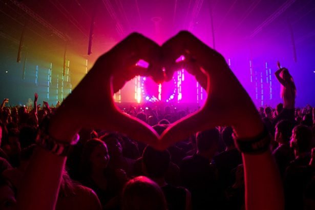 Okupite se 2016.: Živahni Valentino Vibracije, Vancouver