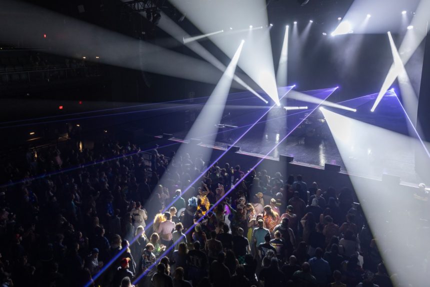 3x4a3807 flooz26 deslover