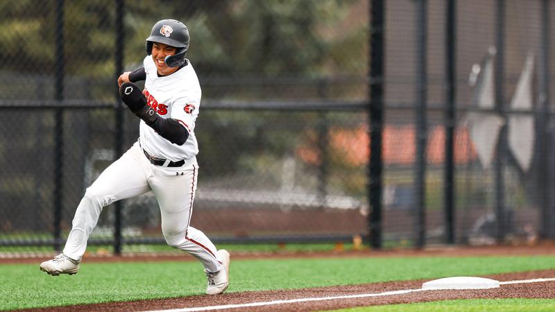 Baseball Suffers Defeat to Mount Union, 10-7