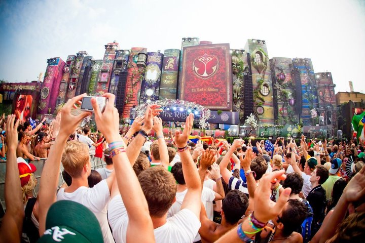 Tomorrowland’s 10th Anniversary Secures Double the Tickets and Expands to Two Weekends
