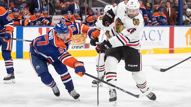 Oilers Trade Mangiapane and Conditional 1st-Round Pick for Dickinson and Dach from Hawks