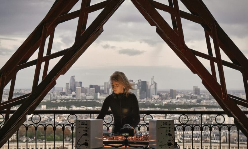 Hysta Eiffel Tower Collection: Iconic Intense Performance from Paris