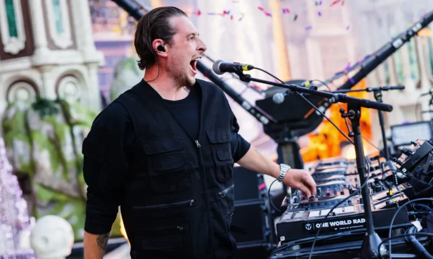 John Newman Unveils New Project, SIX40TWO