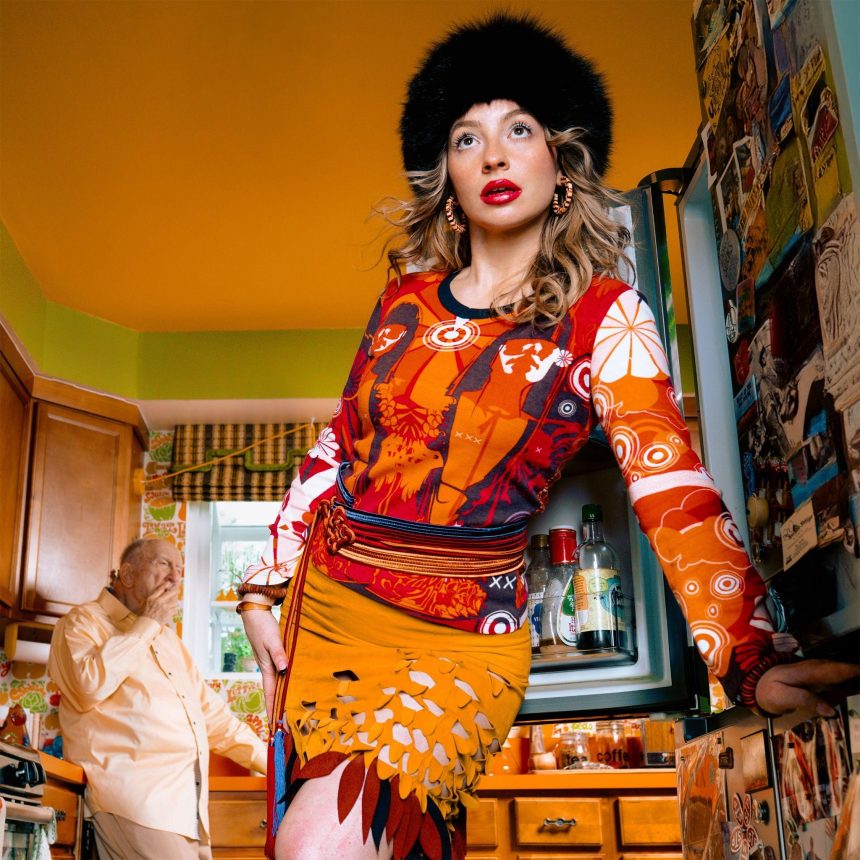 DEVON COLE UNVEILS NEW SINGLE “PLAY HOUSE”