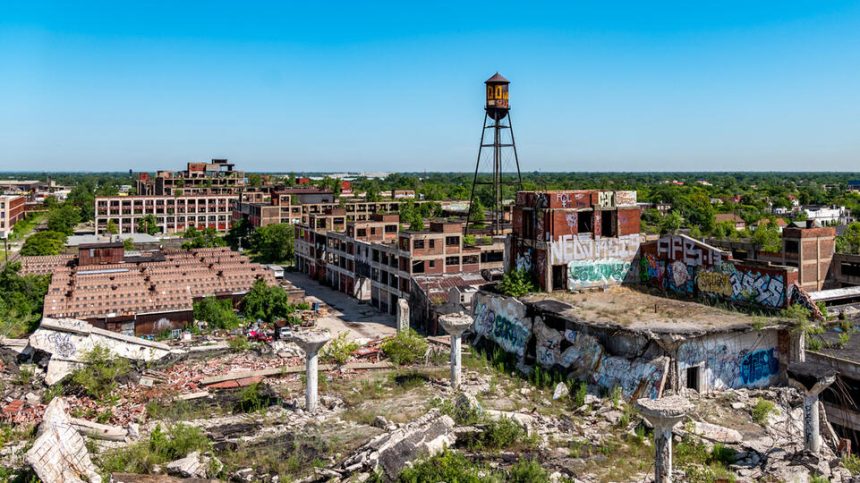 full 2017 Packard Plant 0106
