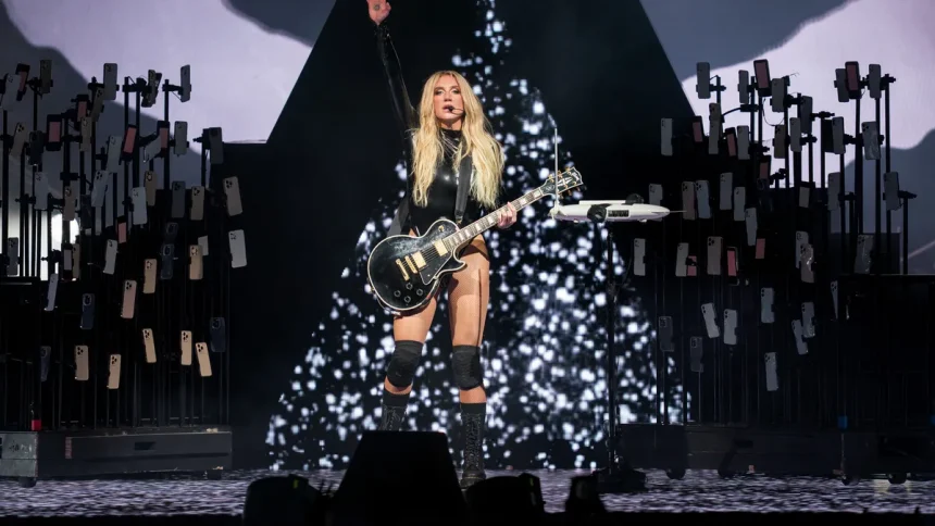 85228480007 kesha 071525 nshan 028