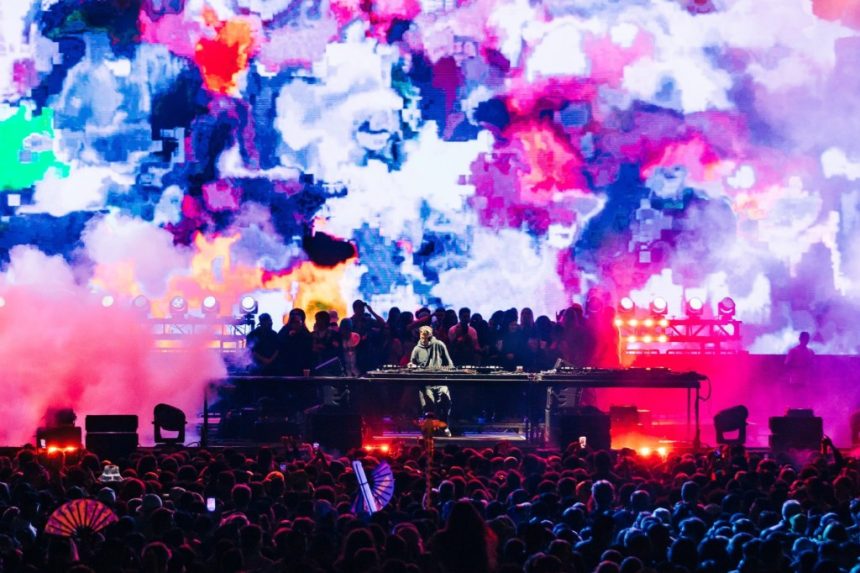 Billboard LED Presents Temper