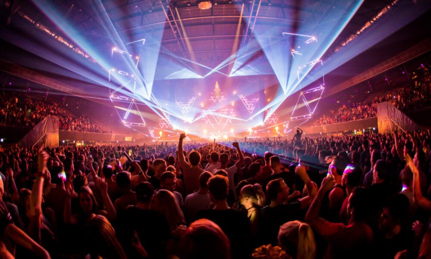 ADE Festival at night 1000x600