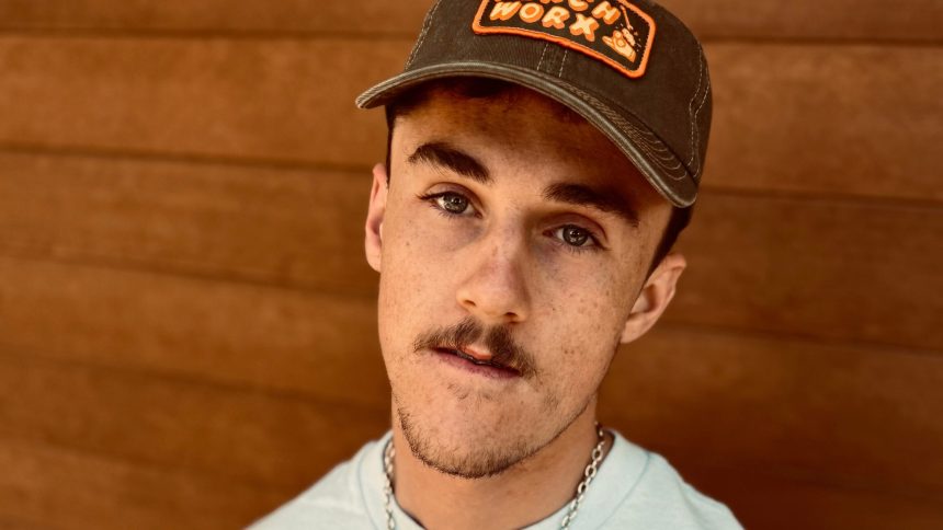 COOPER SMITH UFO Network Press Images 2840x1598