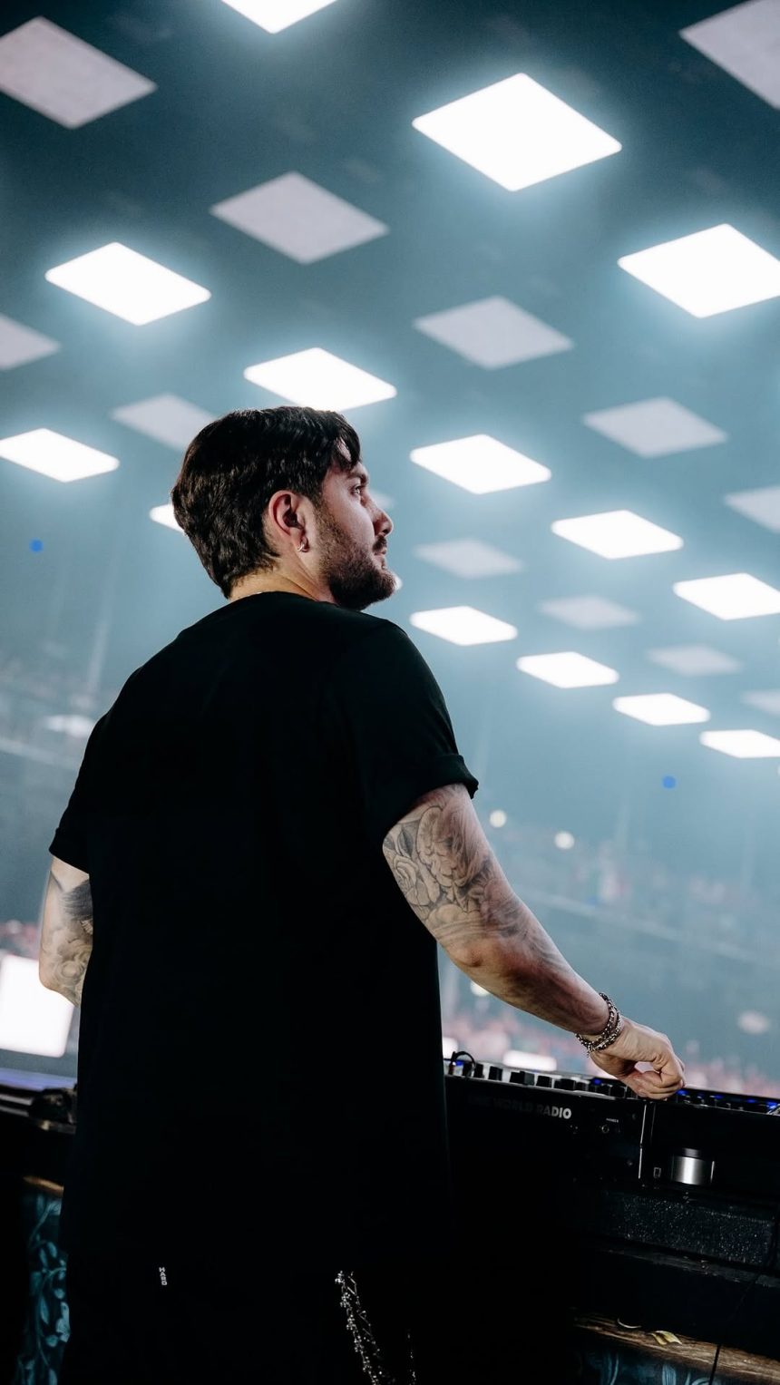 Alesso performing a DJ set at the Empire State Building observation deck