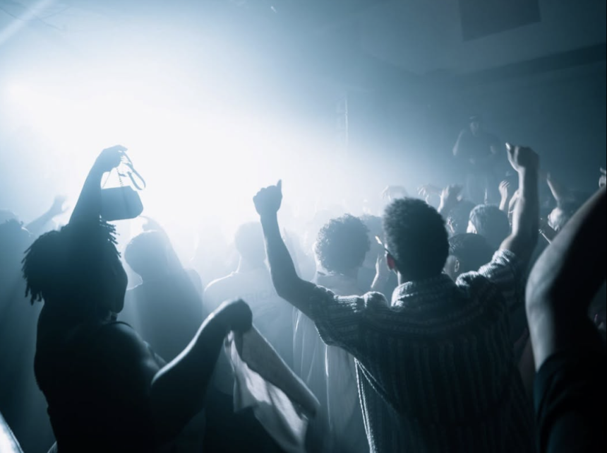 Crowd at an Orlando nightclub affected by midnight policing fees